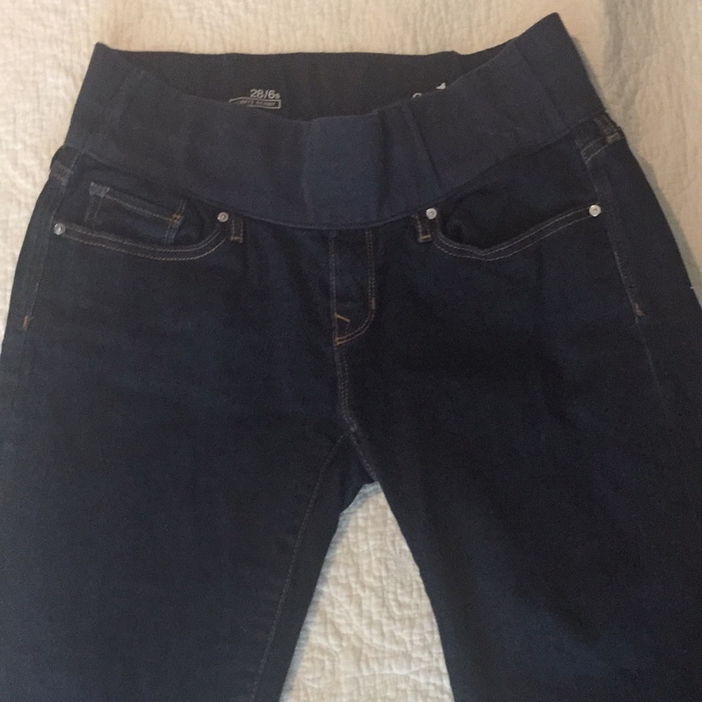 GAP Skinny Maternity Jeans